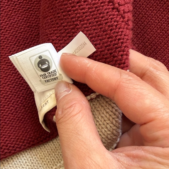 Boll & Branch Burgundy and Cream Court Knit Blanket - Picture 6 of 8